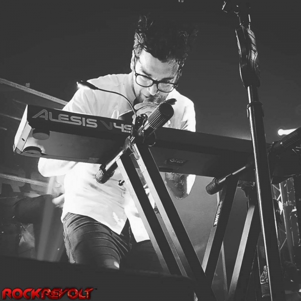 Dustin3