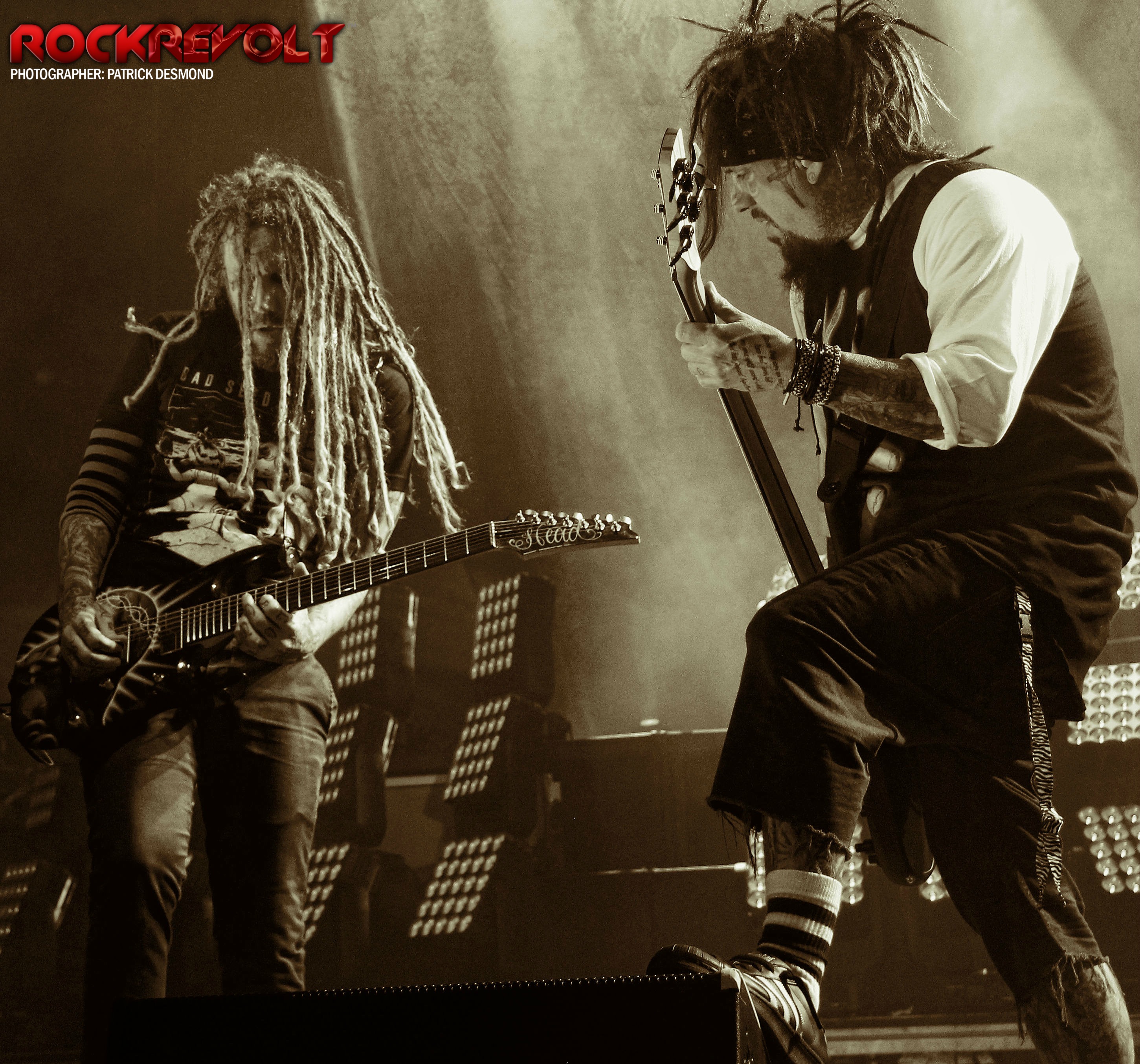 Guitar and bass WM