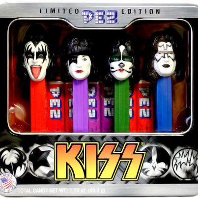 kiss.pez