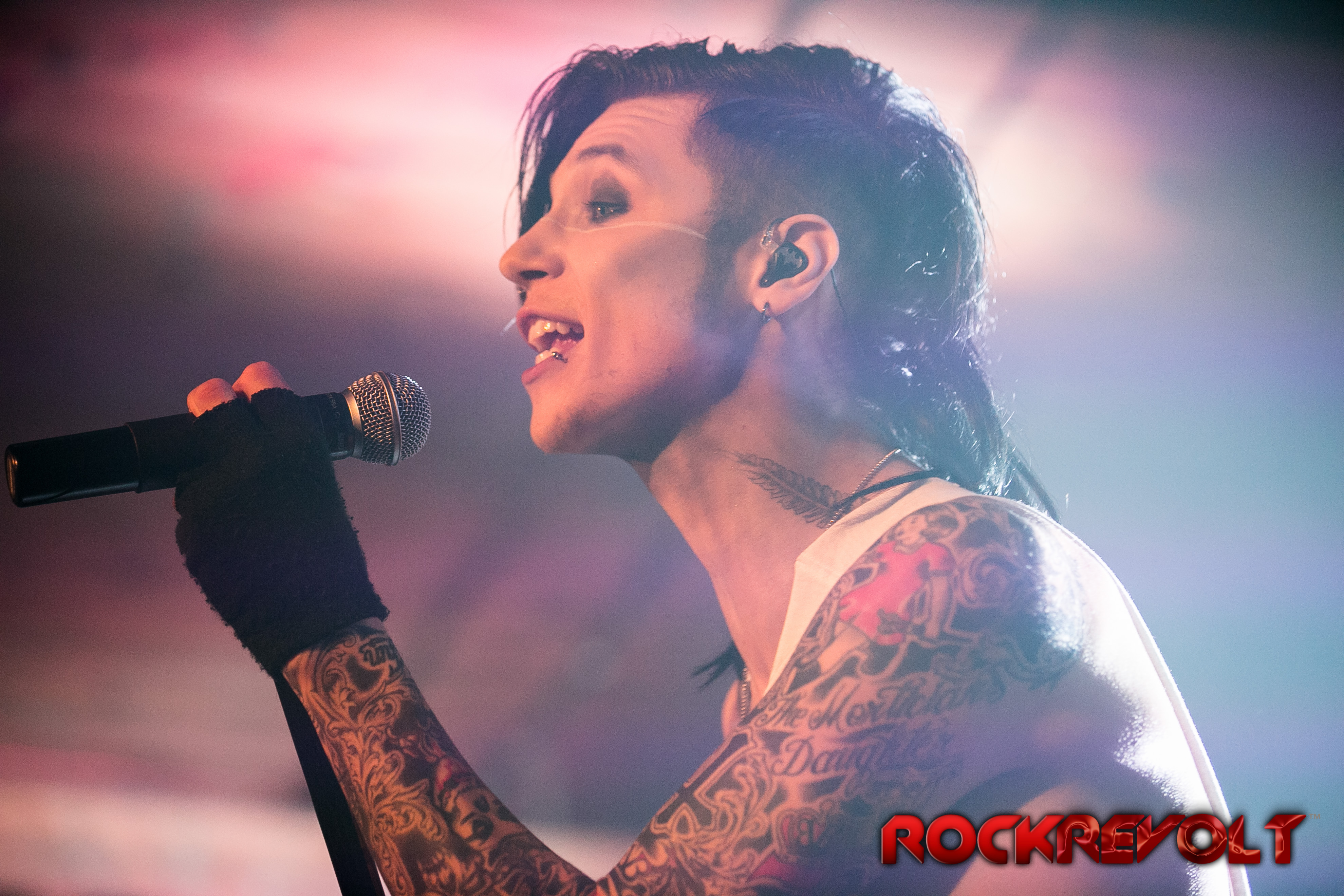 BLACK VEIL BRIDES RELEASE AUDIO COMMENTARY ABOUT NEW ALBUM