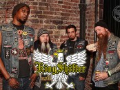 Band photo w-logo 1