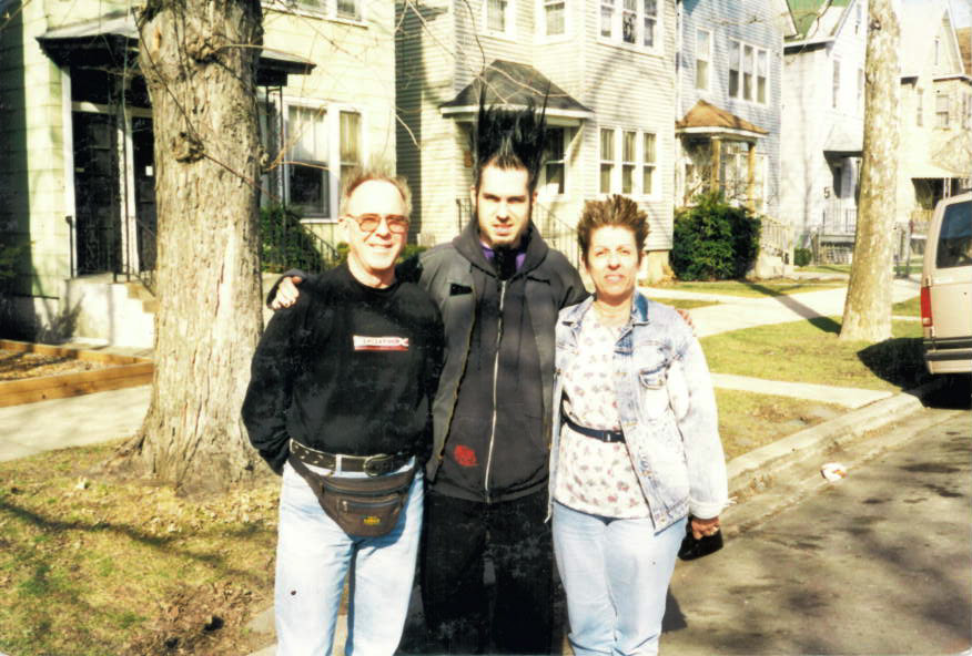 XSTATIC TO BE WAYNE STATIC’S MOM!