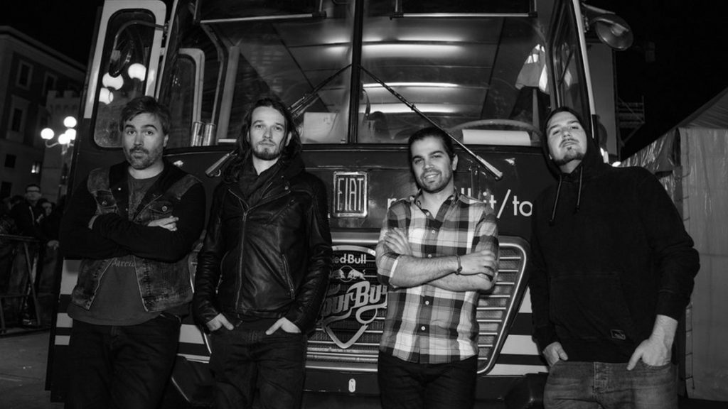 redbull_tourbus
